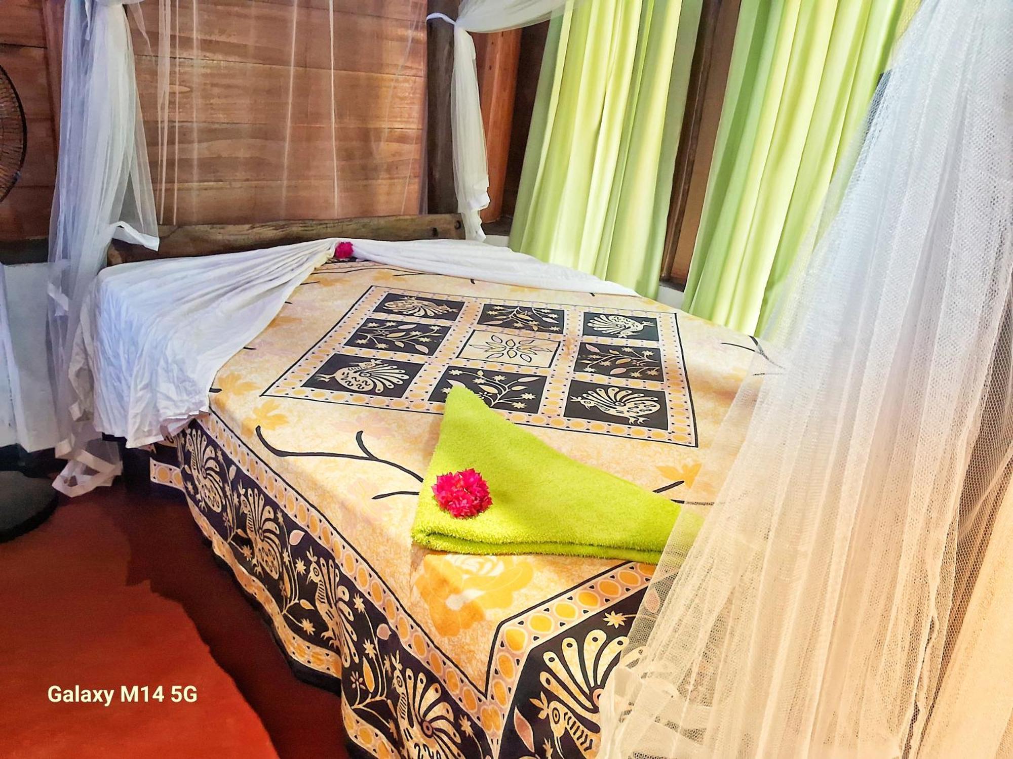 טנגלה Sea Sound Cabana & Restaurant מראה חיצוני תמונה